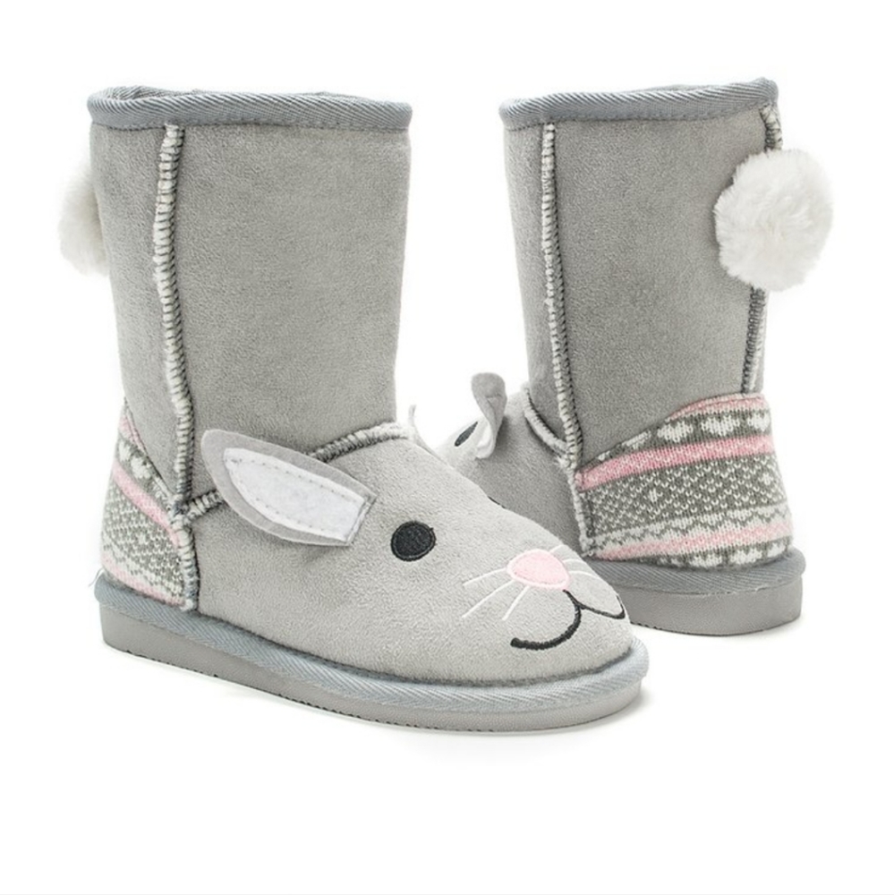 *YOUR TODDLER’S MUK LUKS GRAY TRIXIE BUNNY BOOTS WILL BE THE TALK OF THE PARTY*